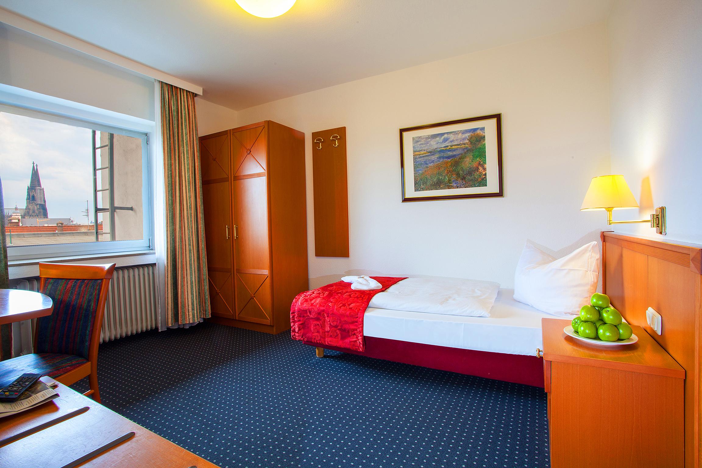 Ina Hotel Royal Кьолн Екстериор снимка
