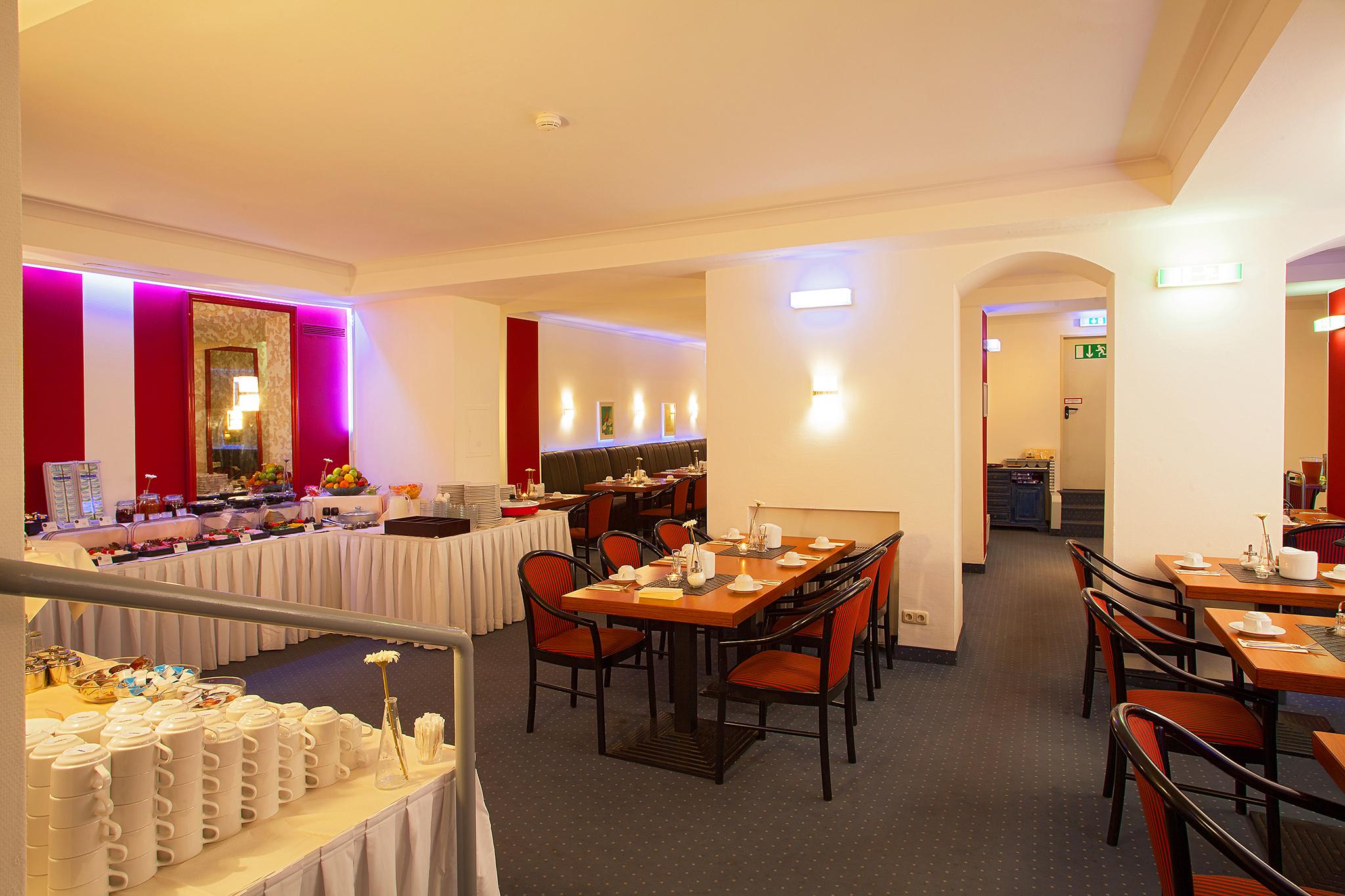 Ina Hotel Royal Кьолн Екстериор снимка